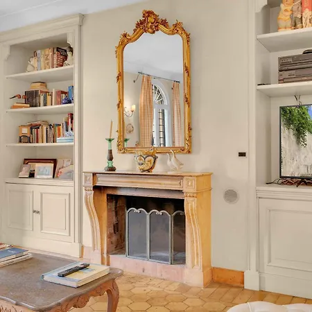 By Mmega 别墅 Polistena